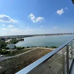 Lakeside Oasis